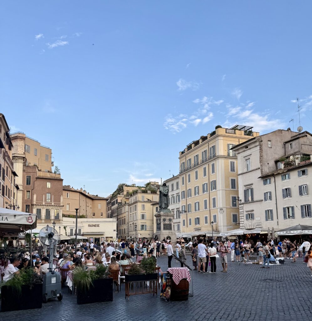 Rome main monuments, must sees, and eats