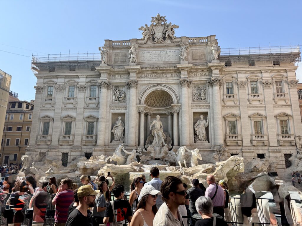 Rome highlights - Colosseum, Roman Forum, San Pietro in Vincoli, Trevi Fountain